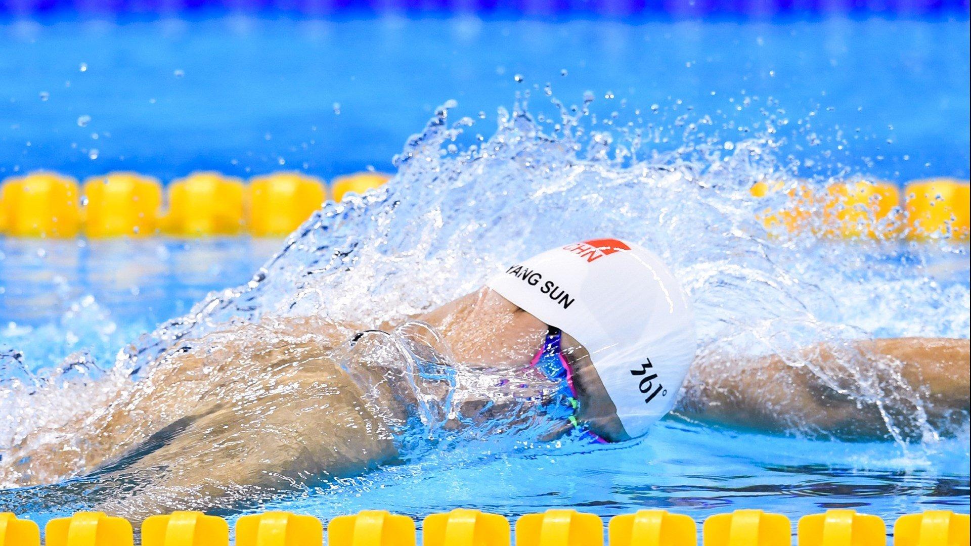 篮球世界杯的兄弟情与对决梦，里夫斯点名施罗德，引爆全球球迷热议